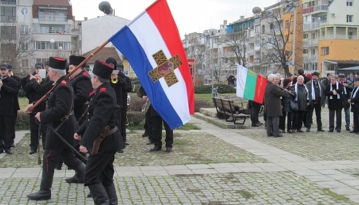 Стотици русенци отбелязаха 138-ата годишнина от Освобождението на града