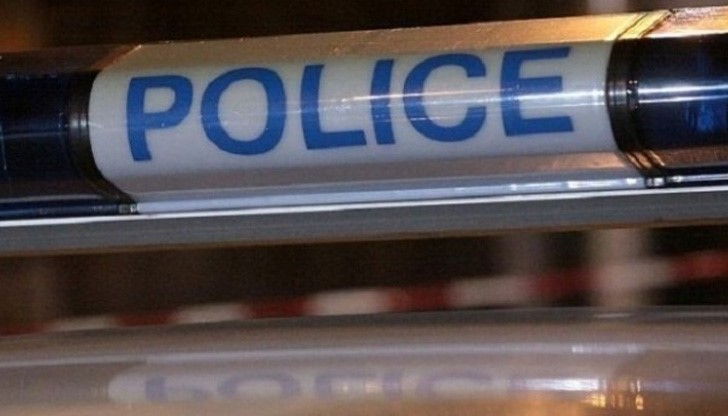 В лек автомобил, в който пътувал депутатският син, полицаите открили и иззели чанта с голямо количество марихуана