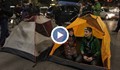 Протестиращи разпънаха палатки на „Орлов мост”