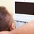Баща се представи на тийнейджър в "Инстаграм", за да докопа голи снимки на щерка си