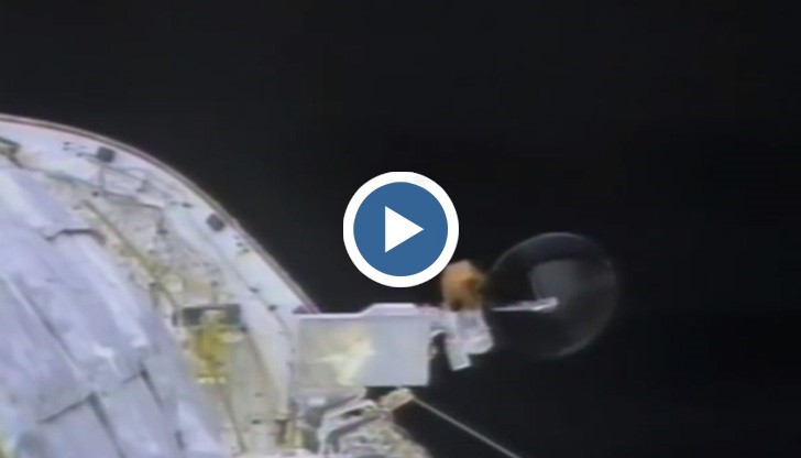 Песента е на певицата Дияна Дафова, която счита това за дар от съдбата