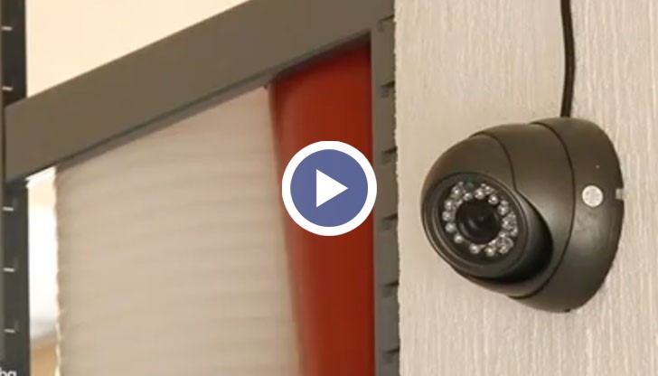 Първи контраудар на крадците срещу тенденцията собствениците на магазини да ги снимат