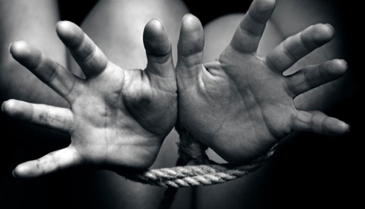 Над 250 са заведените дела в Русенския районен съд, по които е предоставена защита на повече от 2300 жертви на домашно насилие Над 250 са заведените дела в Русенския районен съд, по които е предоставена защита на повече от 2300 жертви на домашно насилие