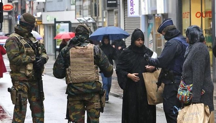 Представители на спецслужбите на Русия предупредили властите в Брюксел, че в Белгия през февруари са влезли трима джихадисти от Беларус Представители на спецслужбите на Русия предупредили властите в Брюксел, че в Белгия през февруари са влезли трима джихадисти от Беларус