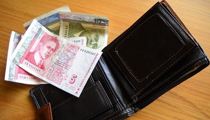 Въпреки, че минималната заплата за страната вече 380 лева, това не важи за русенки фирмиа Въпреки, че минималната заплата за страната вече 380 лева, това не важи за русенки фирмиа