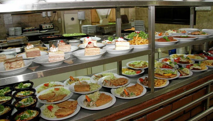 Момчил Неков: Повече био продукти в училищата чрез новата схема за Училищен плод и мляко