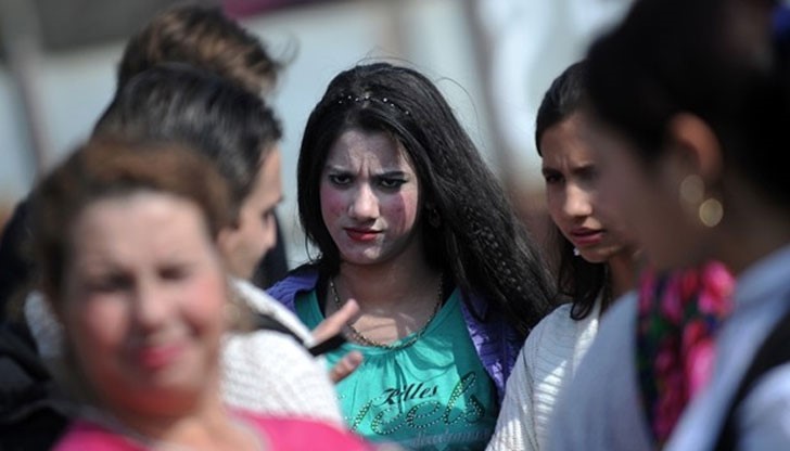 Броят по 40-50 000 лв. за хубава невеста на пазара за булки в Стара Загора