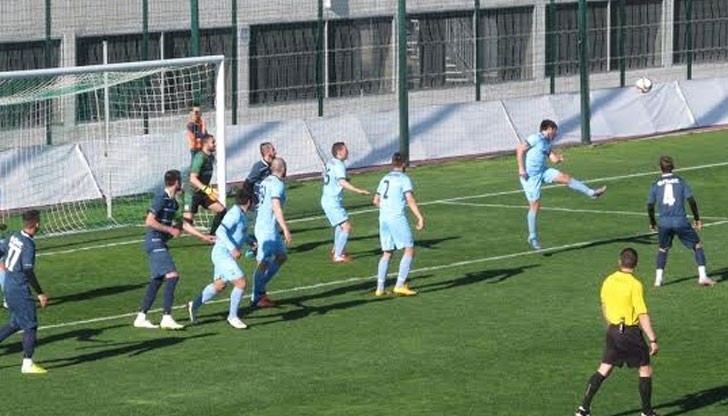 Искат работодателите да дадат възможност на своите служители да посетят важния двубой тази събота Искат работодателите да дадат възможност на своите служители да посетят важния двубой тази събота