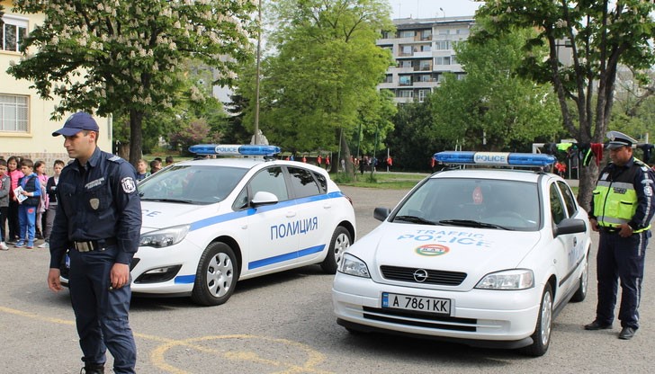 Кунева представи мерките за осигуряване на спокойствието в училищата