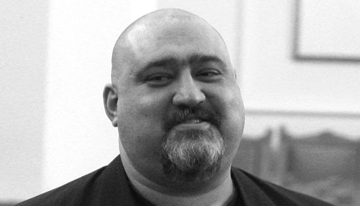 Близките си взимат последно сбогом с бившия депутат Павел Чернев днес