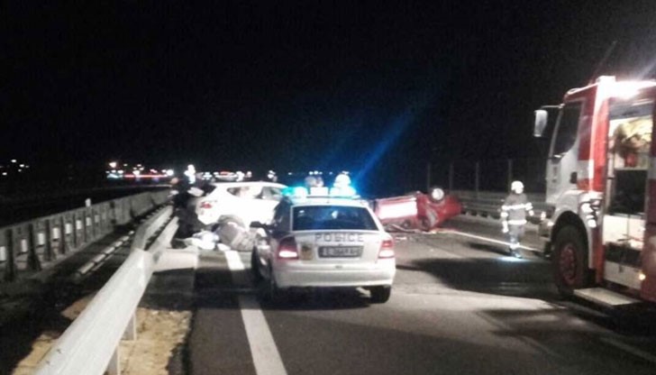 Петима души са пострадали при тежка катастрофа на автомагистрала „Струма” Петима души са пострадали при тежка катастрофа на автомагистрала „Струма”
