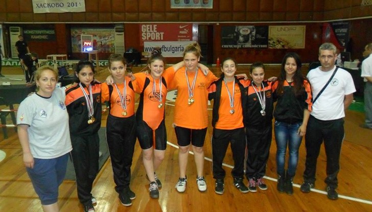 Десет първи места завоюваха на Държавното лично отборно първенство, провело се в Асеновград  възпитаниците на Тежкоатлетически спортен клуб „Русе”