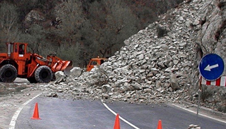 Опасността от падащи камъни и свличане на земна маса е в Кресненското дефиле/Снимката е илюстративна Опасността от падащи камъни и свличане на земна маса е в Кресненското дефиле/Снимката е илюстративна