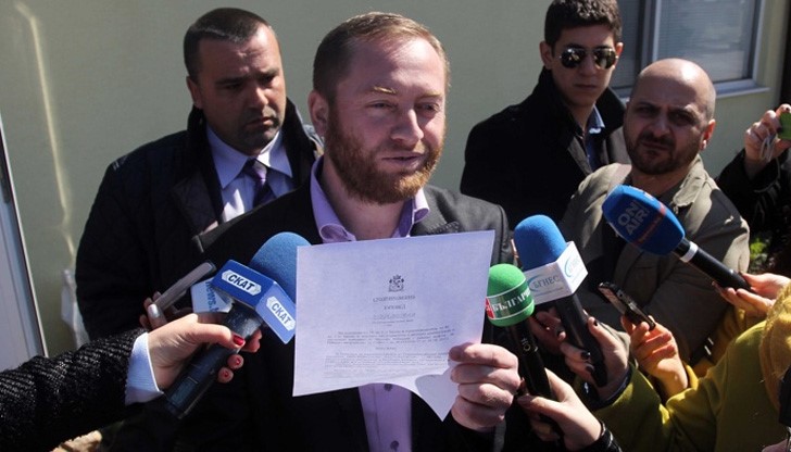 Според него трябва да има още поне три в София, за удобство на молещите се