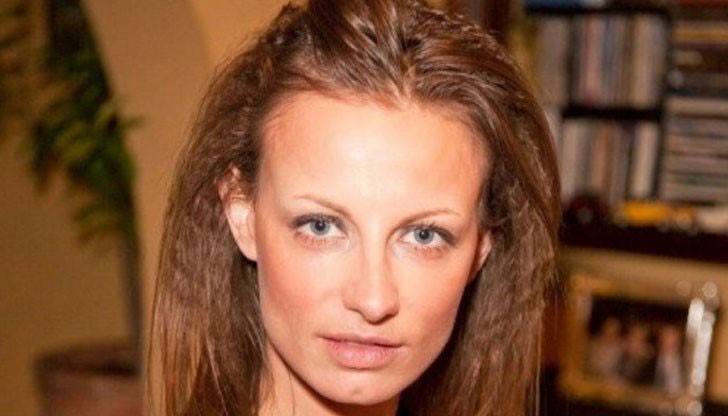 Опашка от хиляди банскалии се изви по време на траурната церемония Опашка от хиляди банскалии се изви по време на траурната церемония