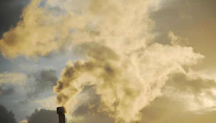 Наднормено запрашаване на въздуха е измерено в осем града в страната Наднормено запрашаване на въздуха е измерено в осем града в страната