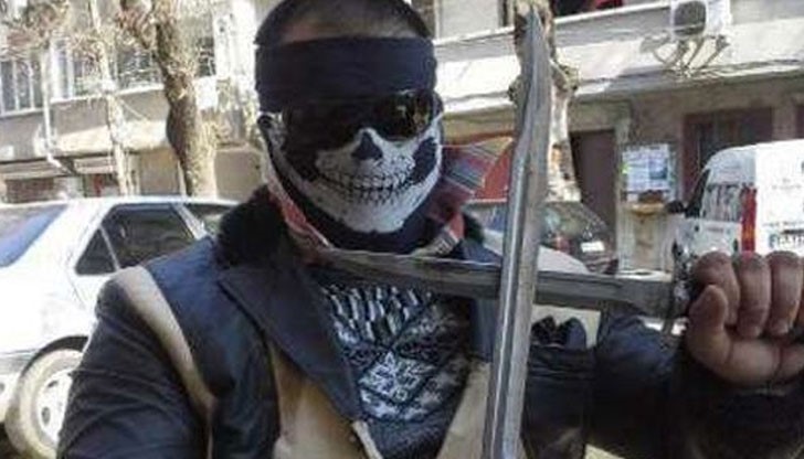 Надзирател е пострадал жестоко