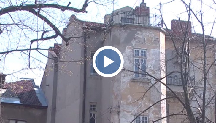 Продължава пропадането на няколко сгради по улица "Велико Търново" в Русе