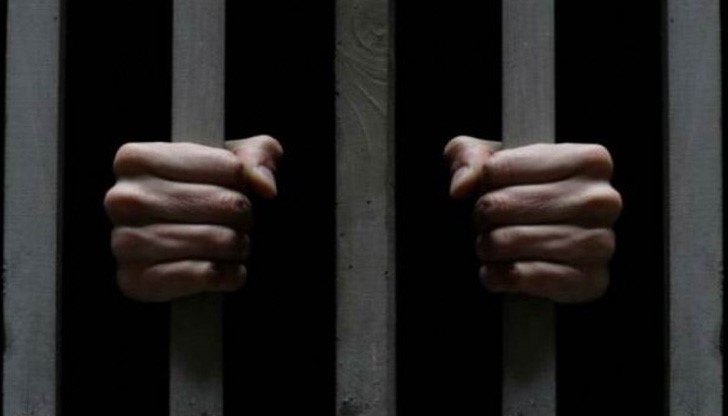 Семейство от мездренското село Зверино се видя в чудо със сина си, който им налагал системен тормоз Семейство от мездренското село Зверино се видя в чудо със сина си, който им налагал системен тормоз