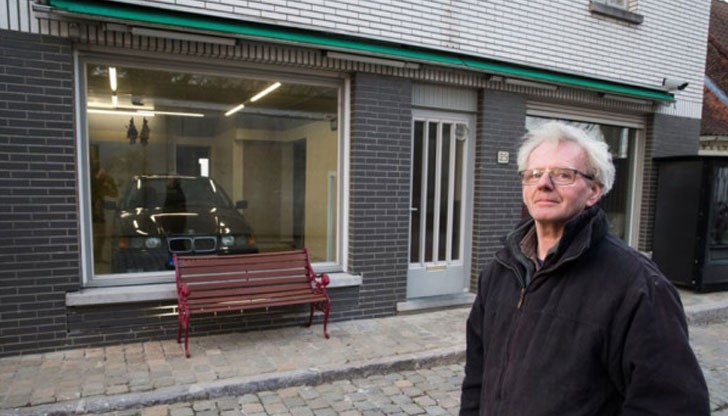 Белгиец решава да превърне магазинчето си за храна в гараж и надхитрява забраната на държавата