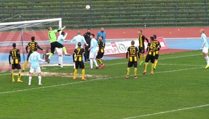 Лидерът в "Б" група "Дунав" направи поредният си силен мач през тази пролет