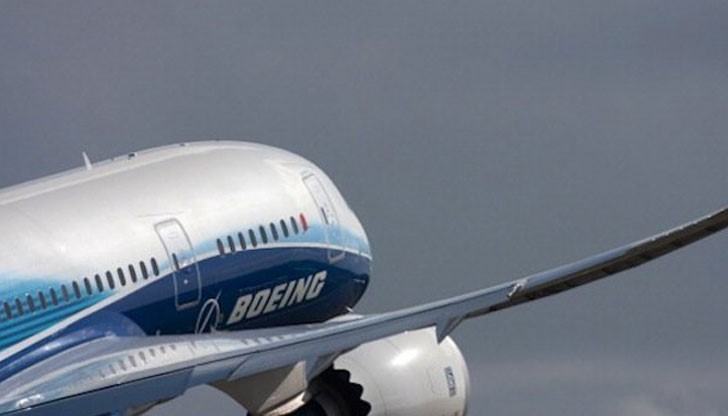 Самолетът е продължил курса си към Мюнхен с трупа на момиченцето Самолетът е продължил курса си към Мюнхен с трупа на момиченцето