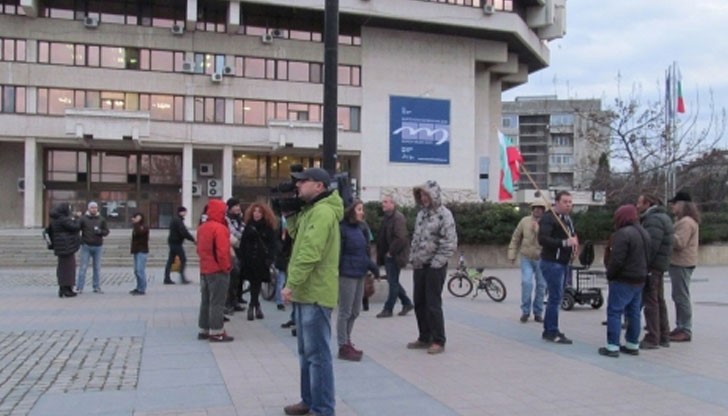 Шествие от каравани премина по русенските булеварди с надути клаксони