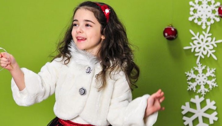 5-годишната певица Ая Христова от Русе ще вземе участие в Международния конкурс „Малки звездички“ в Санкт Петербург, Русия