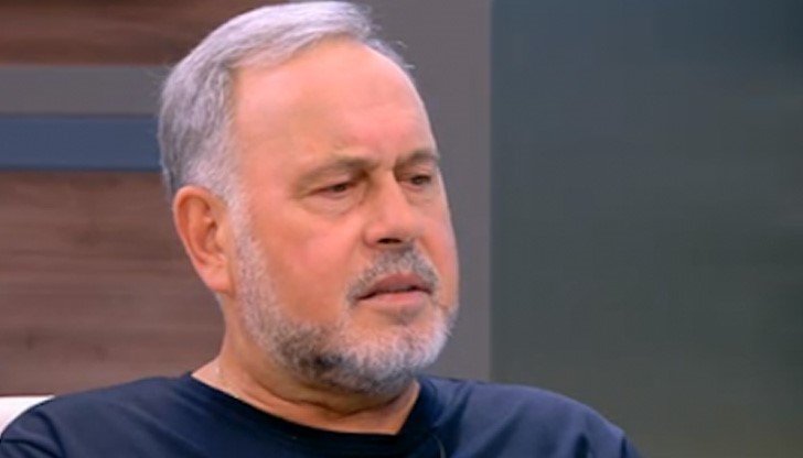 Ударът този път терористите си нанесоха не срещу един отделен град, а право в сърцето на Европа, коментира Славчо Велков