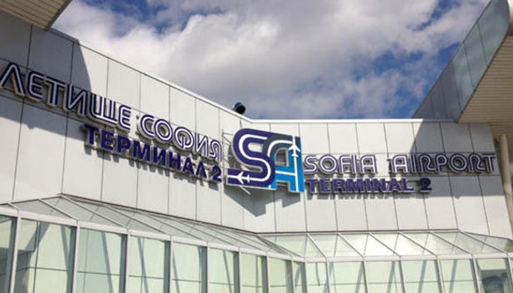 Полицейското присъствие на територията на летището е видимо увеличено