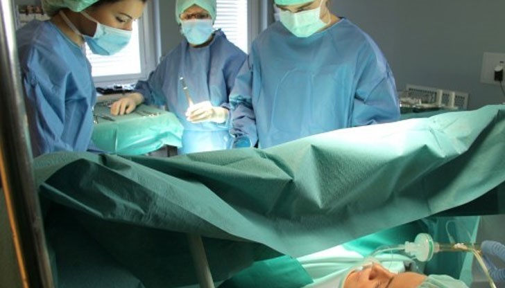 Родилката твърди, че след раждането децата й са изчезнали и вини за това лекарския екип от болницата Родилката твърди, че след раждането децата й са изчезнали и вини за това лекарския екип от болницата