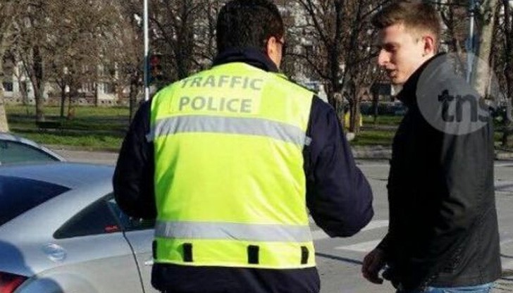 Пловдивчанинът обаче го догонил и проснал на земята, преди да дойде полицията