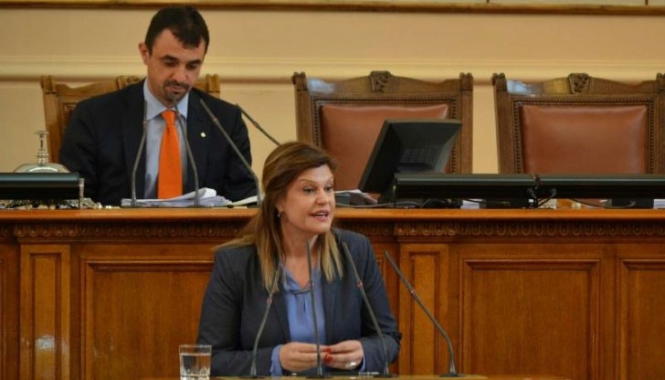 Проблемите с демографската криза някаси ескалираха в странна посока по време на парламентарния контрол Проблемите с демографската криза някаси ескалираха в странна посока по време на парламентарния контрол