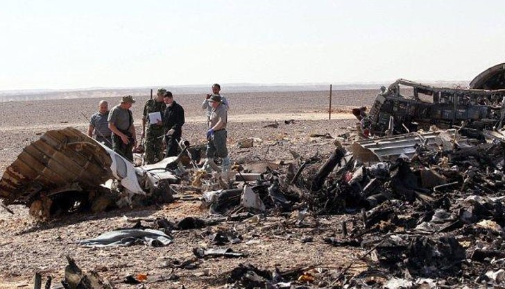 Четириместен самолет се преобърна и запали при излитане от летище в американски щат