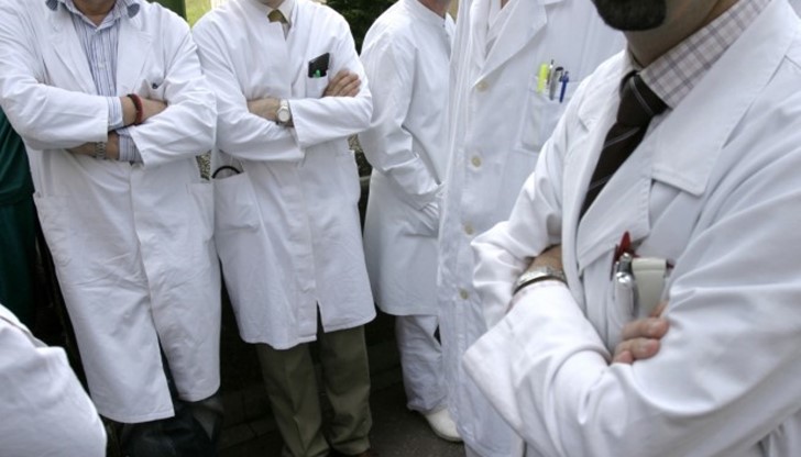 От обявения протест се разграничиха медиците от спешната помощ