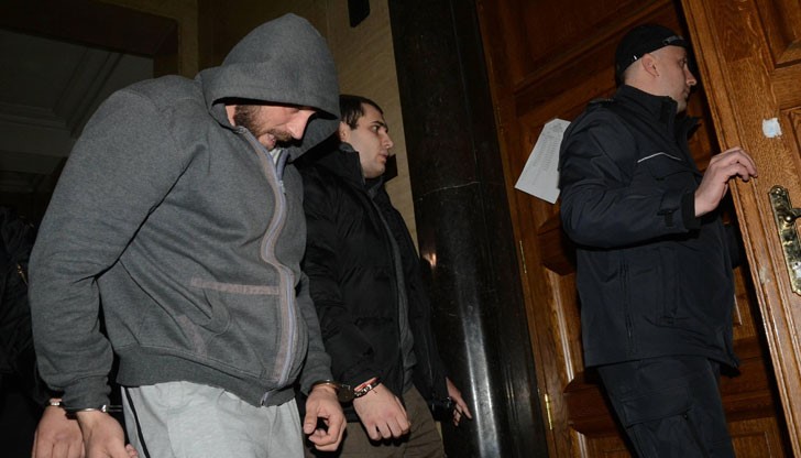 На тримата е наложена мярка за неотклонение „Задържане под стража”