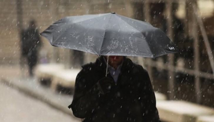 В неделя през деня - на много места в страната, ще превали дъжд, в планинските райони – сняг