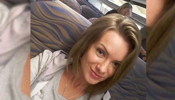 Младата жена месеци наред чакала отново да види майка си и малкия си брат