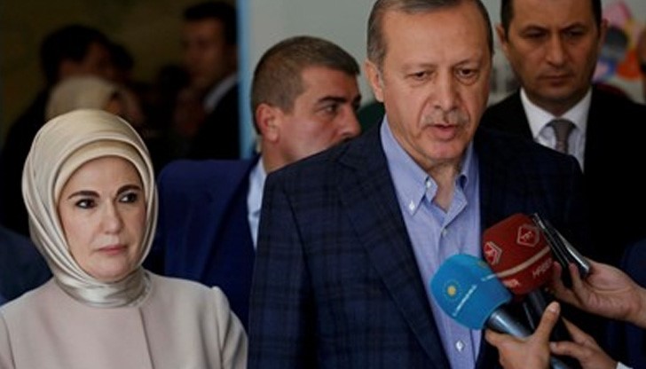Изказването на Емине Ердоган предизвика много критики в социалните мрежи