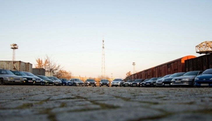 Любители на френските автомобили от няколко града в България се събират в Русе