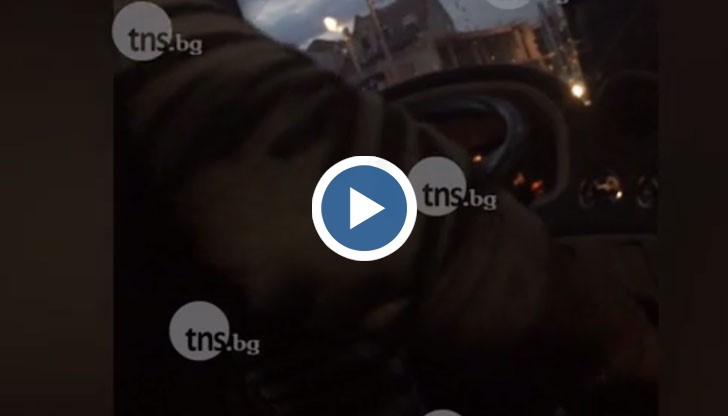 Бях шокиран. Кондукторката запя „Батальона се строява”