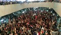 Хиляди разярени иракчани нахлуха в парламента