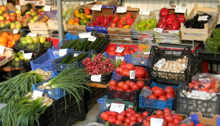 Солунската борса затваря в петък, като практиката е непродаденото да се изхвърля. Тогава там са нашите прекупвачи Солунската борса затваря в петък, като практиката е непродаденото да се изхвърля. Тогава там са нашите прекупвачи