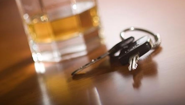 На място полицаите са установили лек автомобил "Дачиа Логан" с водач Б.С. на 63 години от Русе На място полицаите са установили лек автомобил "Дачиа Логан" с водач Б.С. на 63 години от Русе