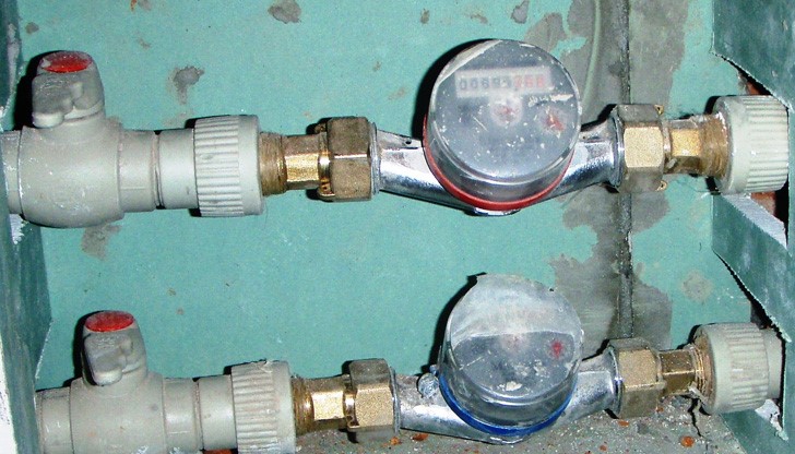 Според променена наредба, топлинните счетоводители имат право да начисляват двойно по-висока максимална консумация