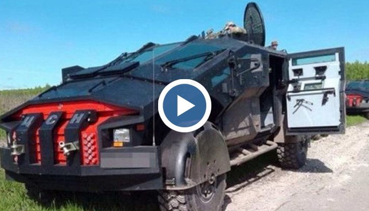 Бронираната машина тежи 12 тона и официално е кръстена на името на извит келтски меч