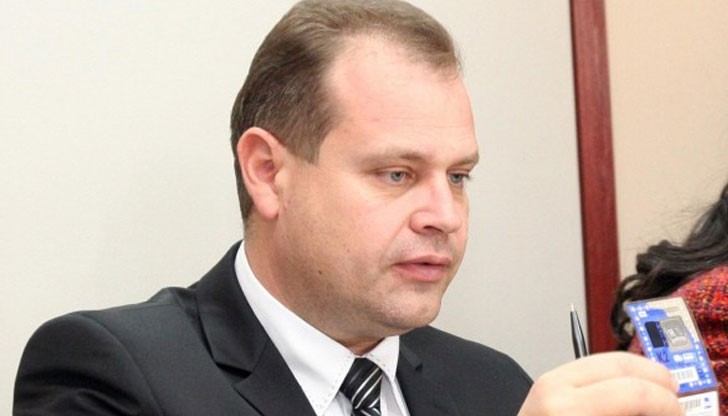 Държавните пътища са на всички нас. Това е като едно семейство...