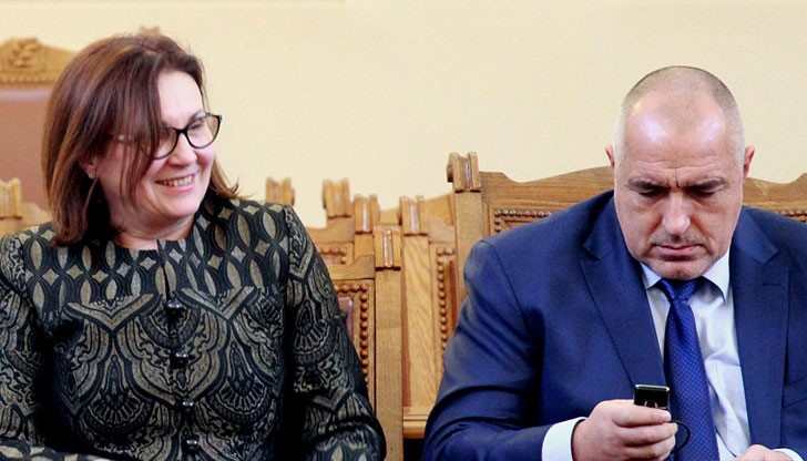 Румяна Бъчварова проплака, че не й стигат полицаи и пари