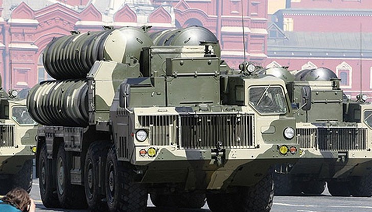 Ракетният комплекс С-300 е голямата гордост на руската армия