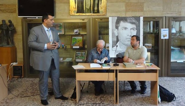 Лъчезар Заркин представи книгата си „Вулкан“